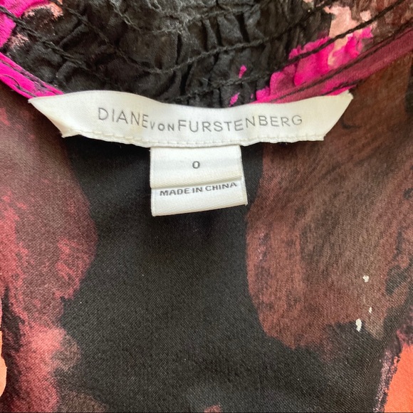 Diane von Furstenberg Layla Silk Shift Dress - Picture 9 of 10